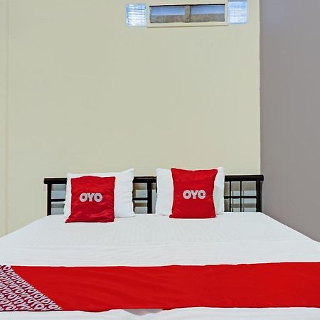 Hotel Oyo 91658 Luci'S House Jakarta Exterior foto